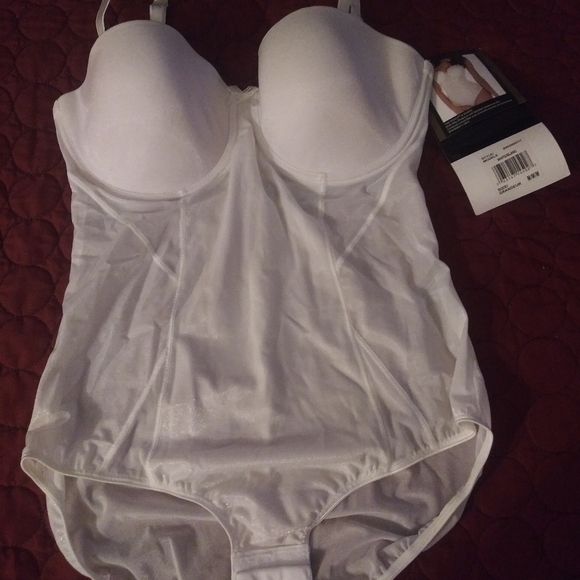 Lycra Bodywear 3pc set - Picture 5 of 9